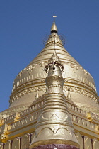 Myanmar, Bagan, Golden stupa of Shwezigon Pagoda, near Wetkyi-in and Nyaung U.