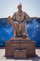 Uzbekistan, Samarkand, Ulugh Beg, also known as Mirzo Ulugbek, statue, at Ulugh Beg Observatory.