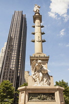 USA, New York City, Manhattan, Columbus Monument and Trump Tower Hotel, Columbus Circle.