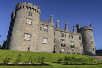 Ireland, County Kilkenny, Kilkenny, Close up view of Kilkenny Castle with Rose garden.