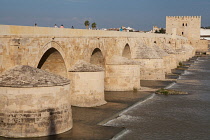 Spain, Andalucia, Cordoba, The Roman bridge over the Rio Guadalquivir.