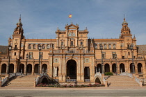 Spain, Andalucia, Seville, Plaza de Espana.