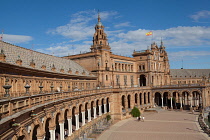 Spain, Andalucia, Seville, Plaza de Espana.