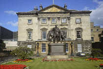 Scotland, Edinburgh, The Royal Bank of Scotland, St Andrew Square.