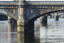 Scotland, Glasgow, East End, Albert Bridge across the Clyde River.