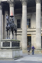 Scotland, Glasgow, City Centre, GOMA, monument to Wellington by Carlo Marochetti 1840, 44.