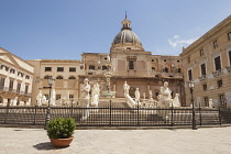 Italy, Sicily, Palermo, Fontana Pretoria and Santa Caterina Church, Piazza Pretoria.