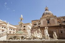 Italy, Sicily, Palermo, Fontana Pretoria and Santa Caterina Church, Piazza Pretoria.