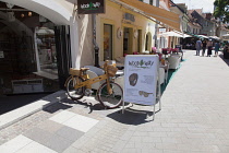 Croatia, Zagreb, Old Town, Tkalciceva Street bars and restaurants.