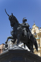 Croatia, Zagreb, Old Town, Ban Jelacic statue in the Square.