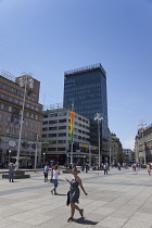 Croatia, Zagreb, Old Town, Ban Jelacic Square with 360 oberservation deck on building roof.