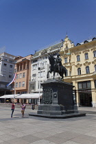 Croatia, Zagreb, Old Town, Ban Jelacic statue in the Square.