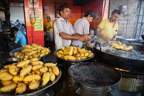 India, Rajasthan, Jodhpur, Frying chilli pakora.