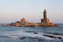 India, Tamil Nadu, Kanniyakumari, Cape Comorin, Thiruvalluvar Statue and Vivekananda Rock Memorial at Kanyakumari, Cape Comorin, .