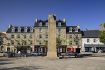 Ireland,County Donegal, Donegal Town, The Diamond with Obelisk which commemorates four monks called the Four Masters who compiled and wrote the Annals of the Four Masters between 1632 and 1636.