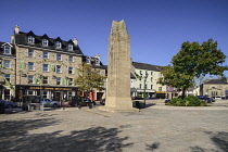 Ireland,County Donegal, Donegal Town, The Diamond with Obelisk which commemorates four monks called the Four Masters who compiled and wrote the Annals of the Four Masters between 1632 and 1636.