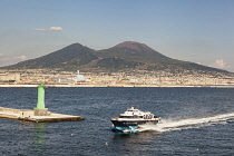 Italy, Campania, Naples, Mount Vesuvius.