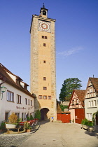 Germany, Bavaria, Rothenburg ob der Tauber, Castle Gate and tower.