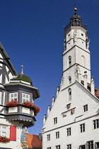 Germany, Bavaria, Rothenburg ob der Tauber, Marktplatz and Rathaus Tower.