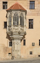 Germany, Bavaria, Nuremberg, Close up of Sebalder Pfarrhof and Chorlein, Parsonage with bay or oriel window projection at Sebalduskirche.