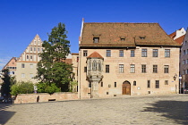 Germany, Bavaria, Nuremberg, Sebalder Pfarrhof and Chorlein, Parsonage with bay or oriel window projection at Sebalduskirche.