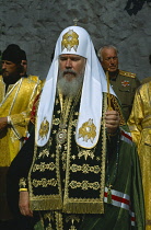 Russia, Religion, Patriarch Alexy II, Head of the Russian Orthodox Church untill his death in 2008, Outdoor service with ceremonial robes.