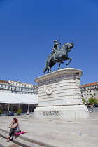 Portugal, Estredmadura, Lisbon, Baixa, Praca da Figueira, Esquestrian statue opf Dom Joao.