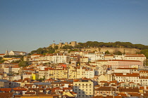 Portugal, Estredmadura, Lisbon, Bairro do Castello, Castelo de Sao Jorge, St Georges castle seen at sunset from Chiado.