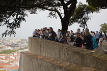 Portugal, Estredmadura, Lisbon, Bairro do Castello, Castelo de Sao Jorge, St Georges castle.