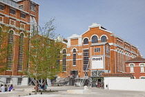 Portugal, Estredmadura, Lisbon, Belem, MAAT, Museum of Art, Architecture and Technology on the banks of the river Tagus housed in former power station with new section design by Amanda Levete.