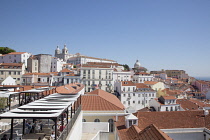 Portugal, Estredmadura, Lisbon, Alfama district, View over rooftops from Miradouro das Portas do Sol.