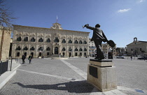 Malta, Valletta, Castile Square, Auberge of Castile and George B Oliver statue.