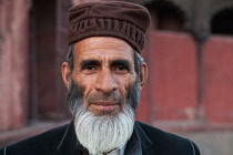 India, Portrait of a muslim man at the Jama Masjid.