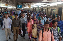 India, West Bengal, Kolkata, Commuters at Sealdah Railway Station.