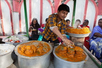 India, Bihar, Bodhgaya, Street food vendor in Bodh.