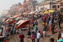 India, Uttar Pradesh, Varanasi, Dashashwamedh Ghat.