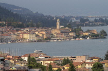 Italy, Veneto, Lake Garda, view of Salo & lake.