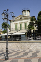 Italy, Veneto, Lake Garda, Lasize, Piazza scene.