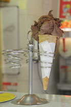 Italy, Veneto, Venice, gelato, chocolate ice cream, Boutique del Gelato, San Marco.