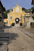Italy, Lombardy, Lake Orta, path towards church of Santa Maria Assunta, San Giulio d'Orta.