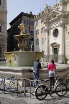 Italy, Lazio, Rome, Centro Storico, Piazza Farnese.