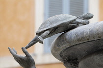 Italy, Lazio, Rome, Centro Storico, Piazza Mattei, Fontana delle Tartarughe.