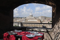 Italy, Lazio, Rome, Castel Sant'Angelo, views from the covered passetto, dining with a view.