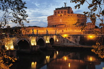 Italy, Lazio, Rome, Castel Sant'Angelo and ponte Sant'Angelo at night.