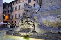 Italy, Lazio, Rome, Centro Storico, Pantheon, fountain at night, Piazza della Rotonda.