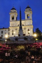 Italy, Lazio, Rome, Centro Storico, Piazza Spagna, Spanish Steps at night.