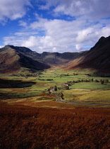 England, Cumbria, Langdale Fell, View up Mickleden with Langdale Pike on the left.