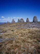 England, Cumbria, Great Shunner Fell, Nine Standards Rigg, 662m, cairns at the summit of Hartley Fell.