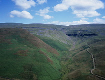 England, Cumbria, North West Penines, Great Rundel Beck viewed from Dufton Pike.