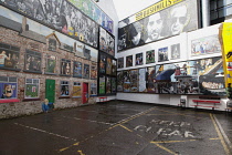 Ireland, North, Belfast, Cathedral Quarter, Decorated walls in Commercial Court.